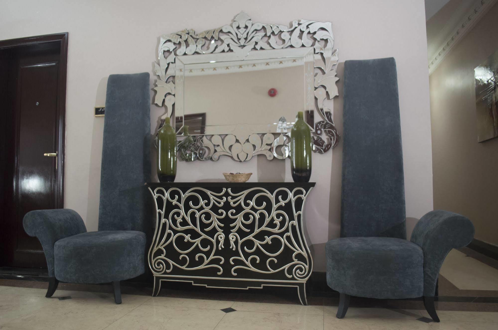 איקג'ה Grandbee Suites מראה חיצוני תמונה